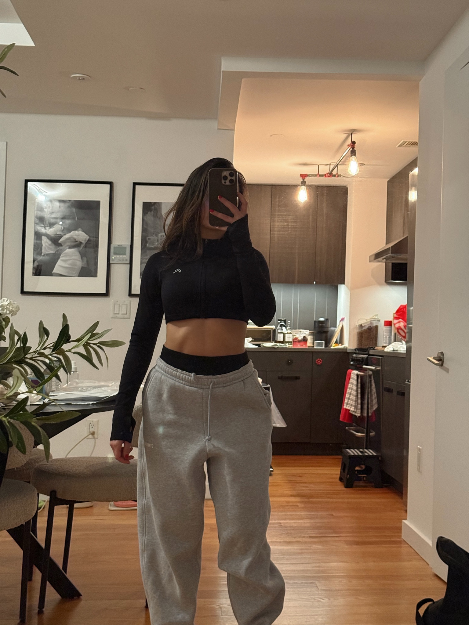 🖤 cropped jacket + sweats is the uniform lately. #LTKActive #AthleisureStyle #ComfyFits #Gymshark

#LTKfitnessgoals #LTKootd #LTKActive