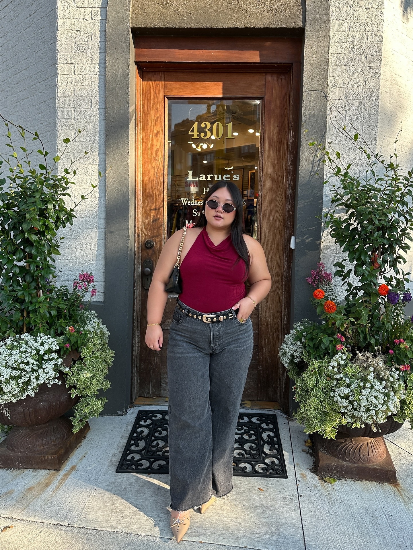 This is how I do pre-fall 🤭🥀
Also, does anyone else still not eat the crust? 😂

Outfit Details tagged 💫
FOLLOW @angelstyledthat for more midsize + short girl fashion inspo 
.
.
.
Outfit diaries, style diaries, style ideas, style trends, content creator, fashion blogger, midsize style, midsize fashion, fall outfits, fall style, casual outfit, fall fashion, casual style, trendy style, trends, summer outfit, Minimal fashion, minimal outfit, minimal style, chic fall outfit, autumn style, autumn fashion, fall trends, summer outfit inspo, summer style, summer fashion
#midsizestyle #shortgirlfashion #shortgirlstyle #midsizegals #midsizeoutfits #trendingreel #midsizefashion #fallstyles #fallfashion #womensupportingwomen #femalegaze #falloutfit #pinterestinspired #Pintereststyle #falloutfitinspo #Pinterestaesthetic #minimalstreetstyle #minimalstyledaily