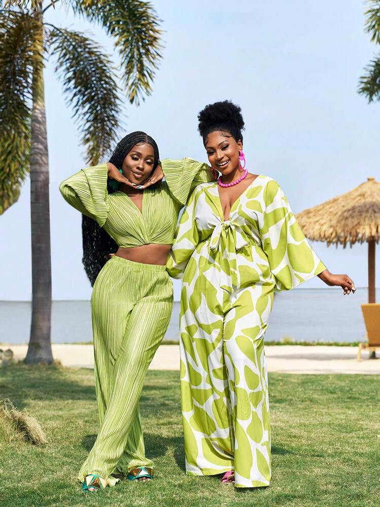 Slaydiva Plus Size Women Elegant Vacation Romantic Spring Floral Print Tie Detail Loose Palazzo Jumpsuit - B | SHEIN