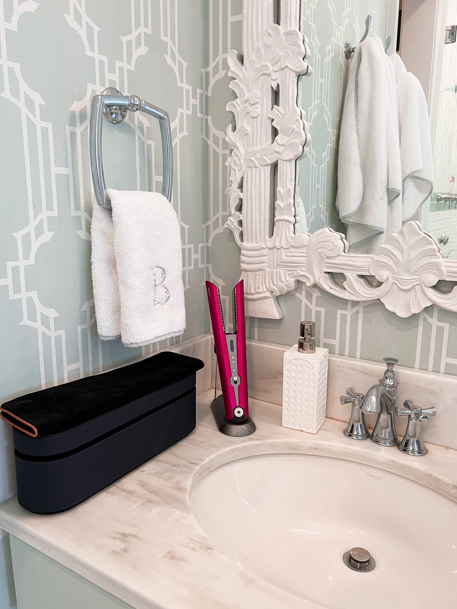 Dyson straightener sale 

#LTKGiftGuide #LTKHoliday #LTKCyberWeek