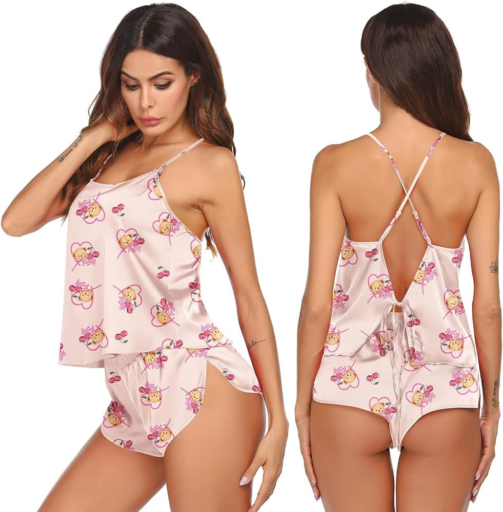 Ekouaer Silk Pajamas Set for Women Satin Backless Lingerie Pjs Cami Top and Shorts Nightwear | Amazon (US)