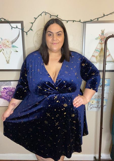 This is such a beautiful dress for the Holiday Season! I love stunning velvet dresses like this for the Holidays. #plussize #holidaydresses #velvet 

#LTKSeasonal #LTKHoliday #LTKcurves