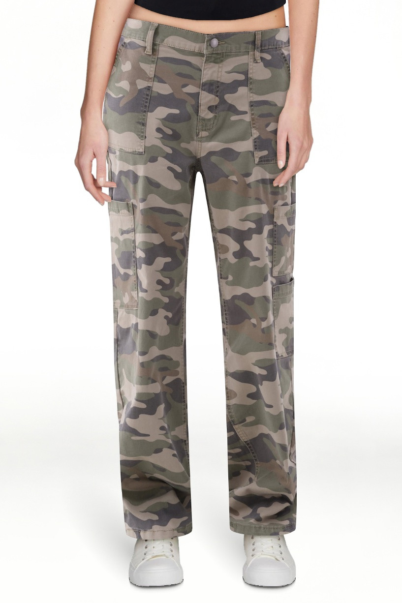 No Boundaries Wide Leg Cargo Pants, 31.5'' Inseam, Women's | Walmart (US)