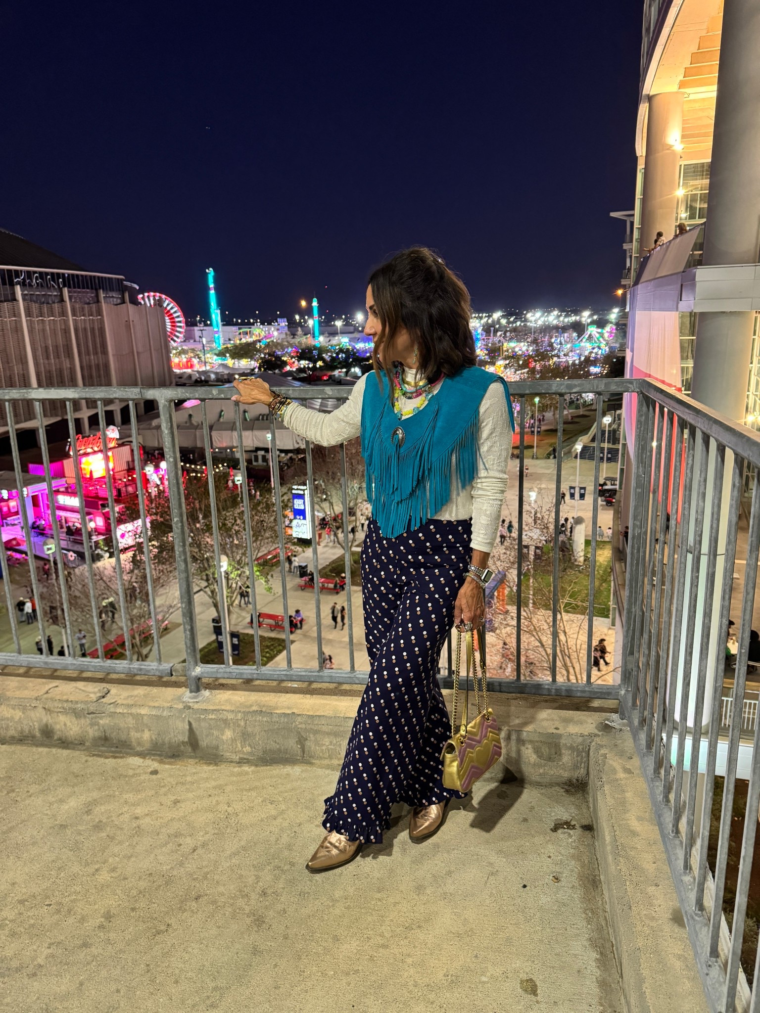 date night outfits
Rodeo Nights
Rodeo Lights
Country Concert


#LTKOver40 #LTKFestival #LTKPetite