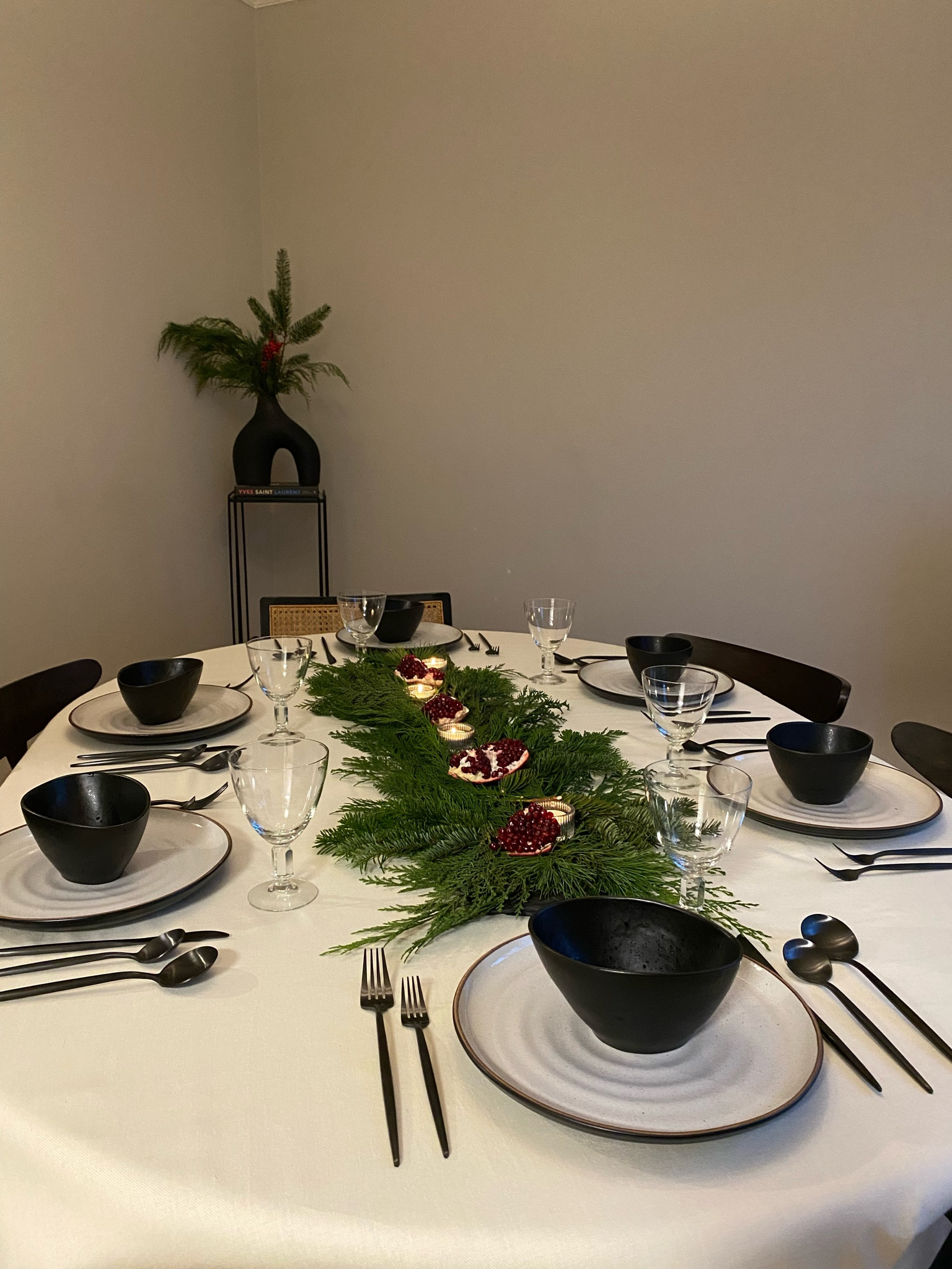 The most perfect table tops, dinnerware, for hosting 🤍

#LTKsalealert #LTKFind #LTKhome