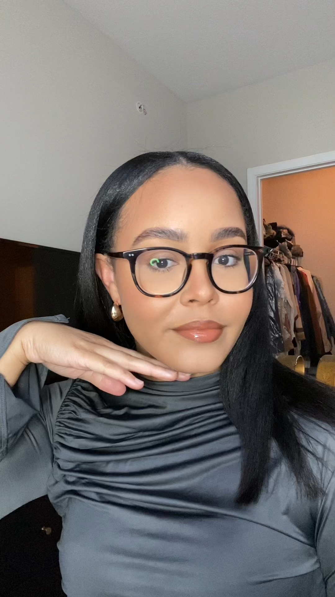 Glam Makeup Routine

Makeup Routine,, everyday makeup,, grwm,, natural makeup routinee

#LTKVideo #LTKfindsunder100 #LTKbeauty