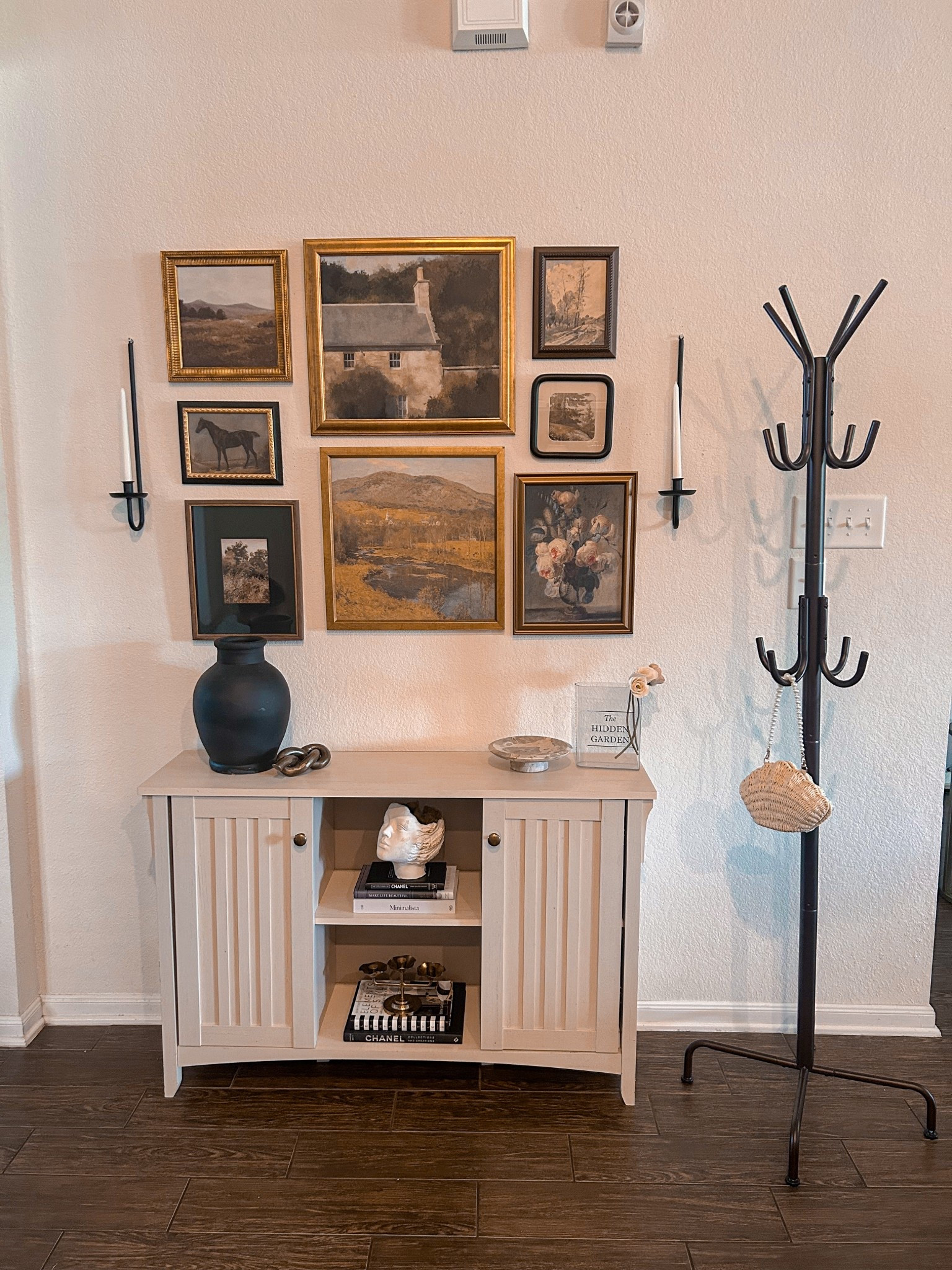 Vintage gallery wall inspo! 😊 🖼️ 

#LTKHome