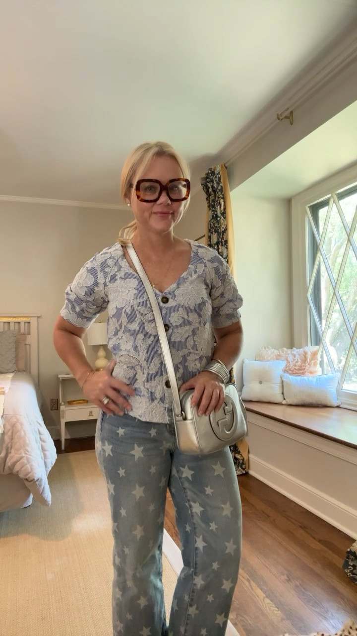 Mixed prints!  Comfy crop jeans 

#LTKstyletip #LTKmidsize #LTKfindsunder100