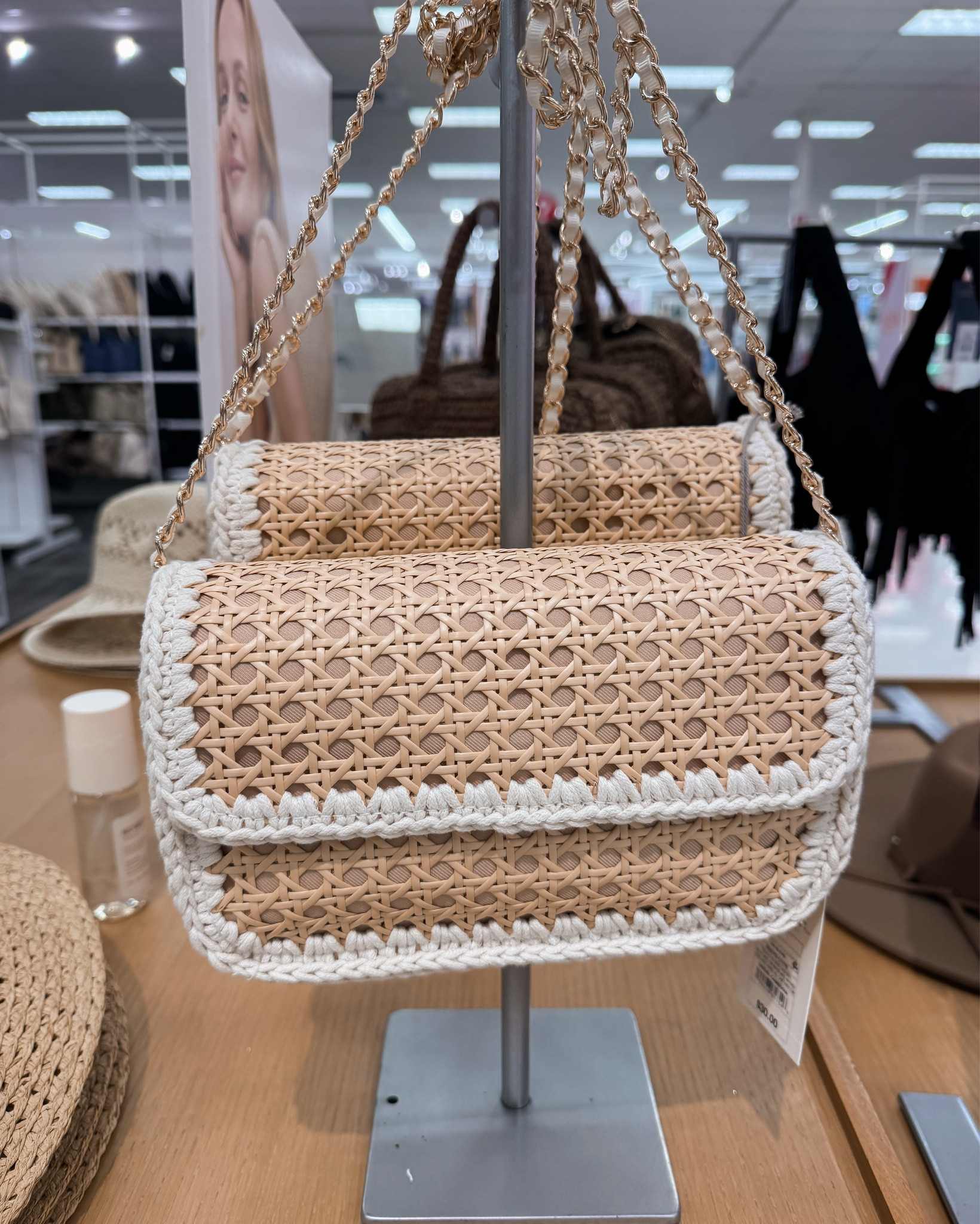 loving @Target new spring bags!

#LTKSeasonal #LTKWorkwear #LTKootd
