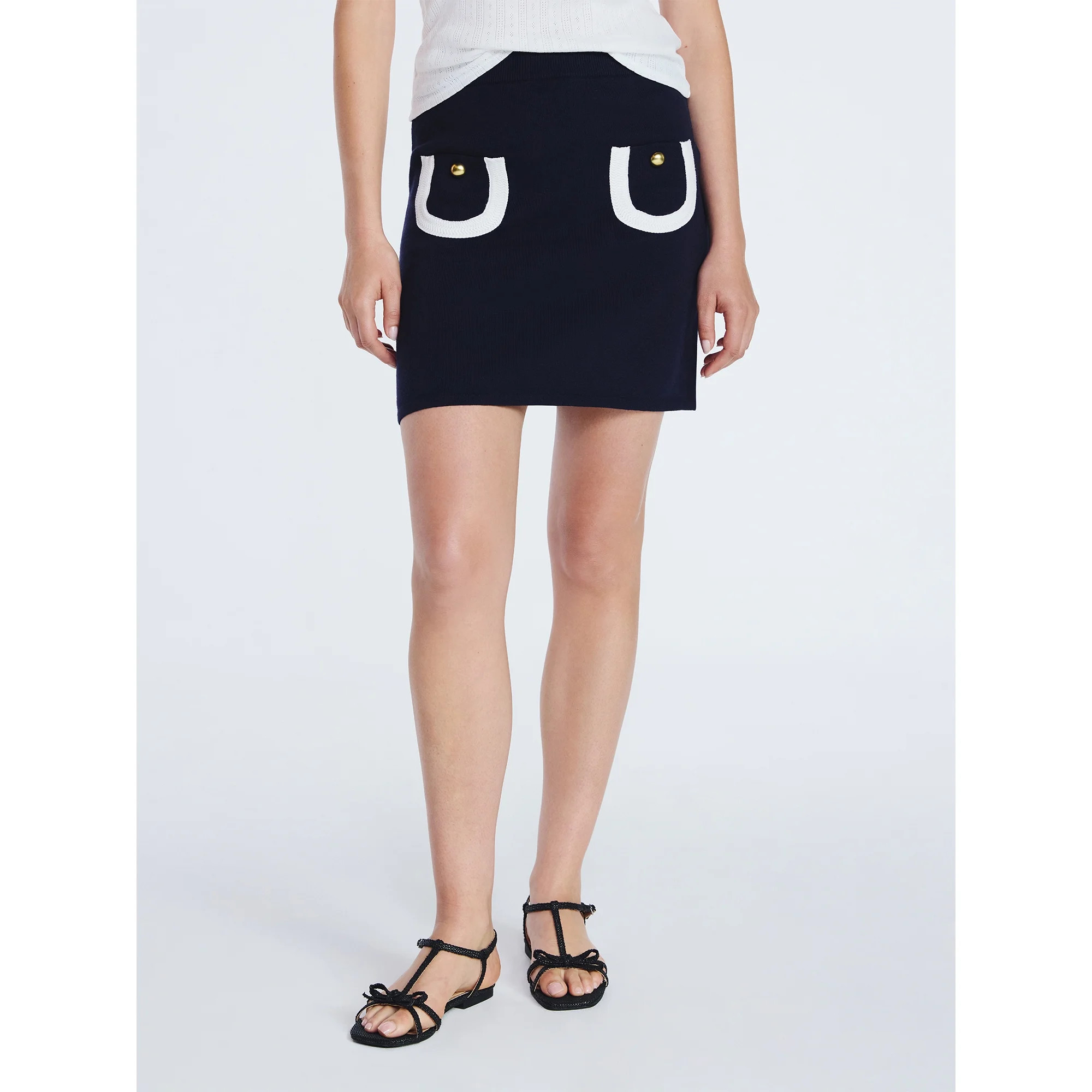 Free Assembly Women's Tipped Patch Pocket Mini Sweater Skirt, Sizes XS-XXL | Walmart (US)