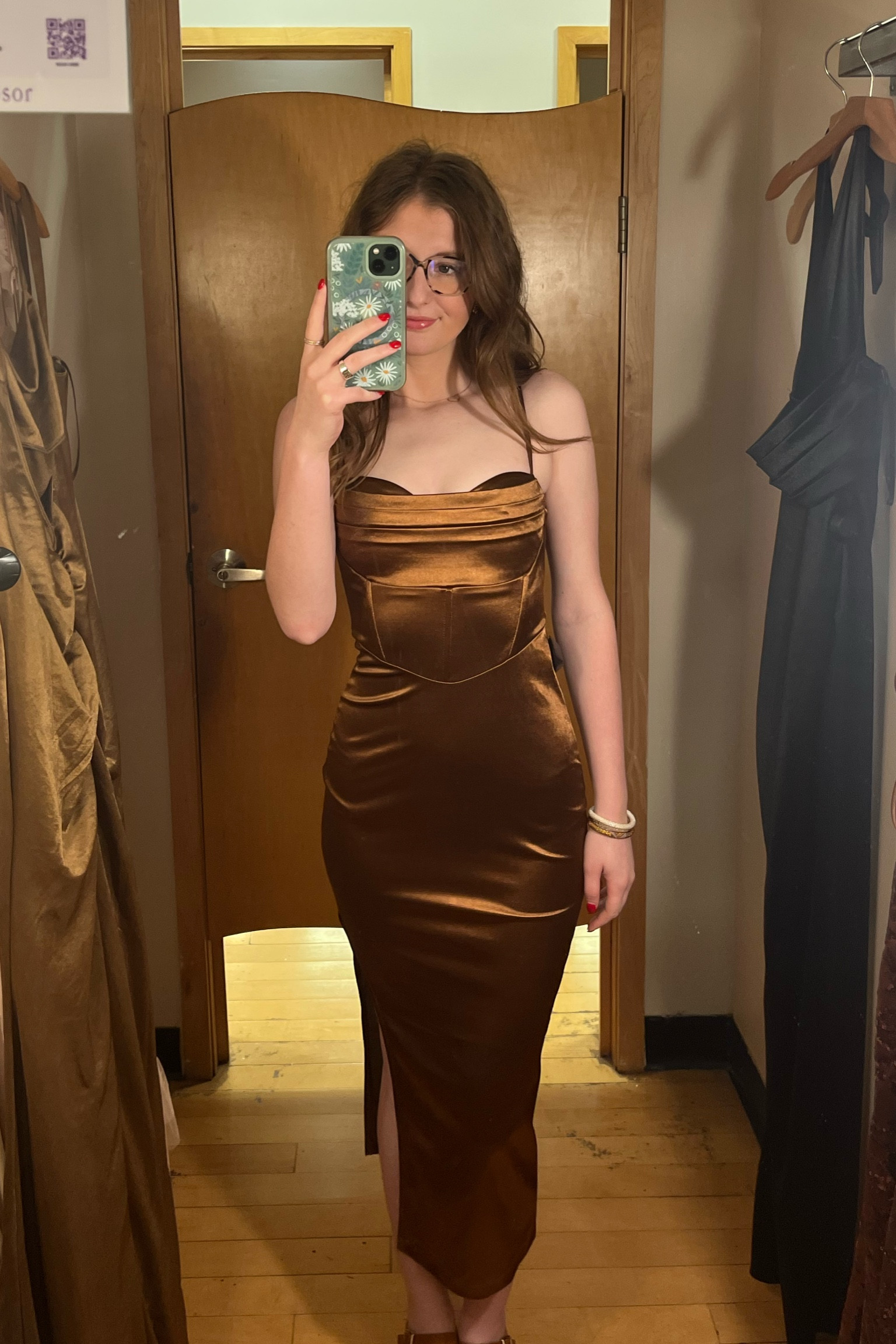 This dress is perfect to wear this fall as a wedding guest dress, to sorority formal, or a banquet 

#LTKfindsunder50 #LTKparties #LTKwedding