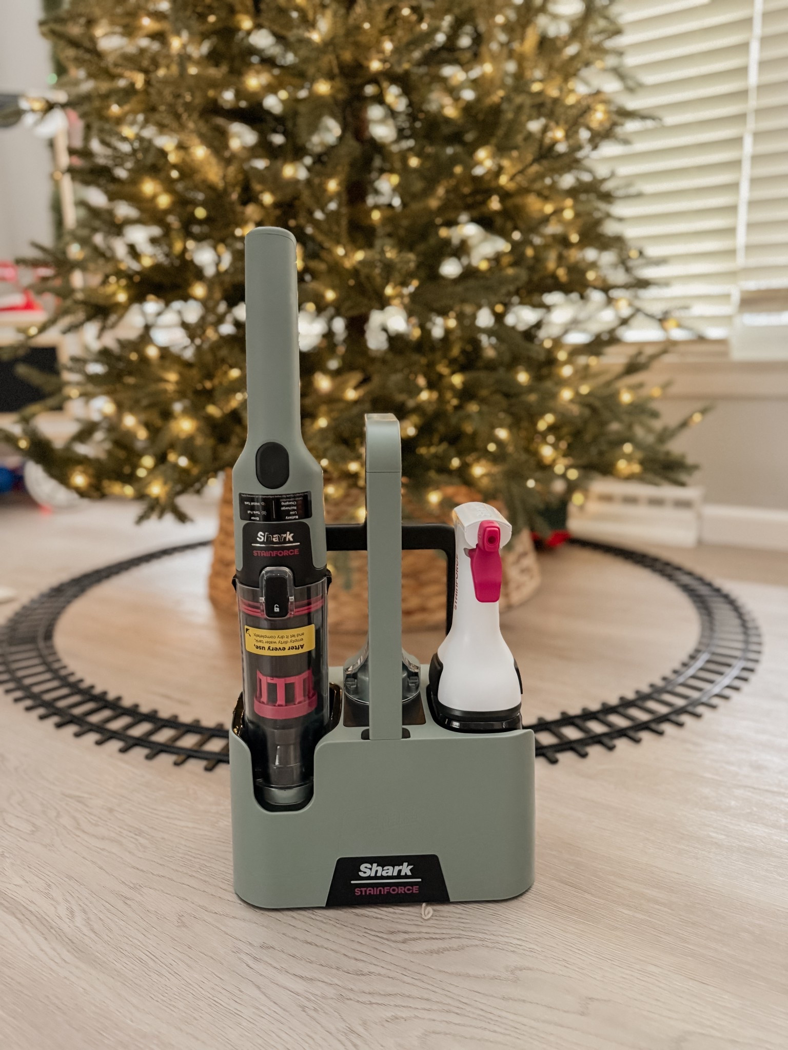 So excited about my new shark stain striker! With kids and dogs I feel like I’m constantly cleaning up messes and this has made my life so much easier! It’s quick and easy to use and cleans up any spills or messes! 


Shark stain striker, cleaning finds, cleaning must haves, shark products, for the home

#LTKOver40 #LTKHome #LTKGiftGuide