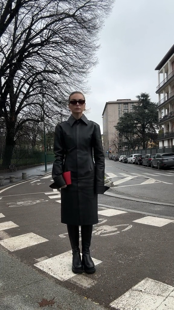 Allegra Shaw showing her look for the Sportmax Show 

#LTKtravel #LTKSeasonal #LTKeurope