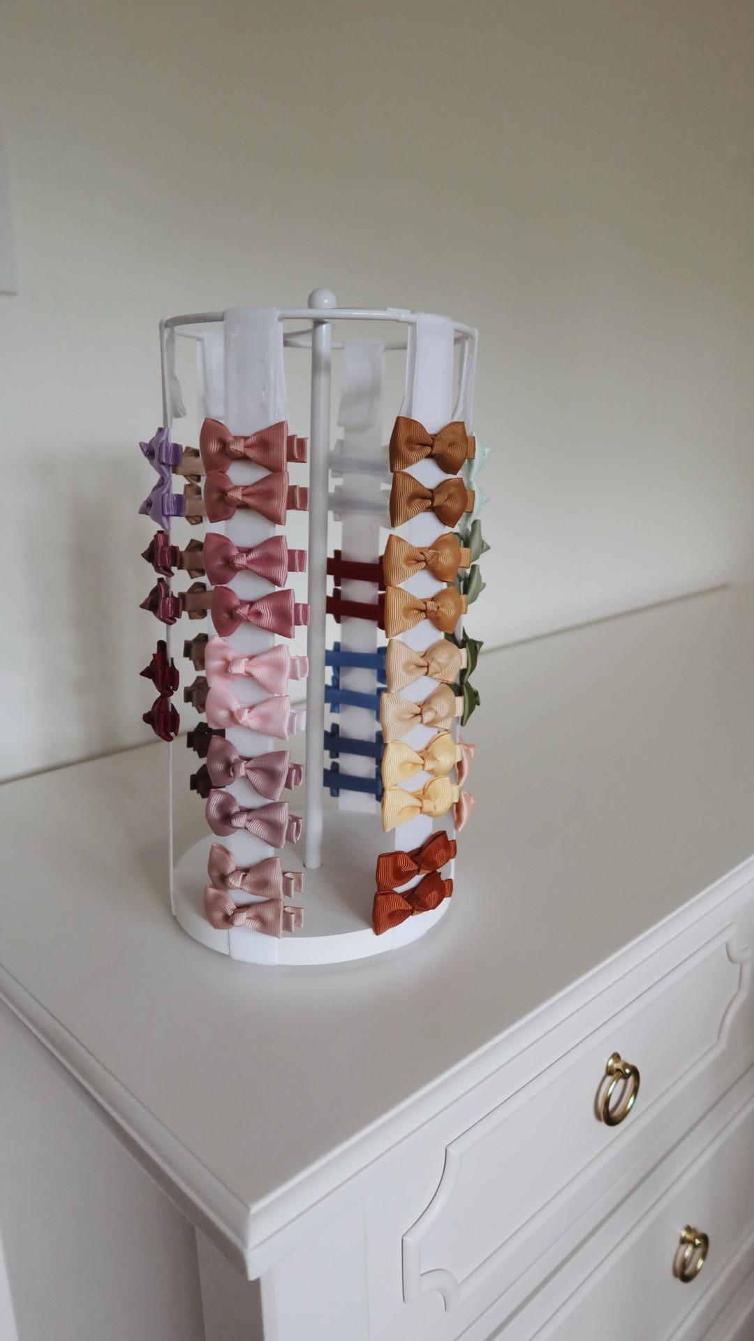 In nesting mode! Love this set of 50 different color bow clips and the stand for baby girl’s nursery 🎀

#LTKBaby #LTKBump #LTKmomlife