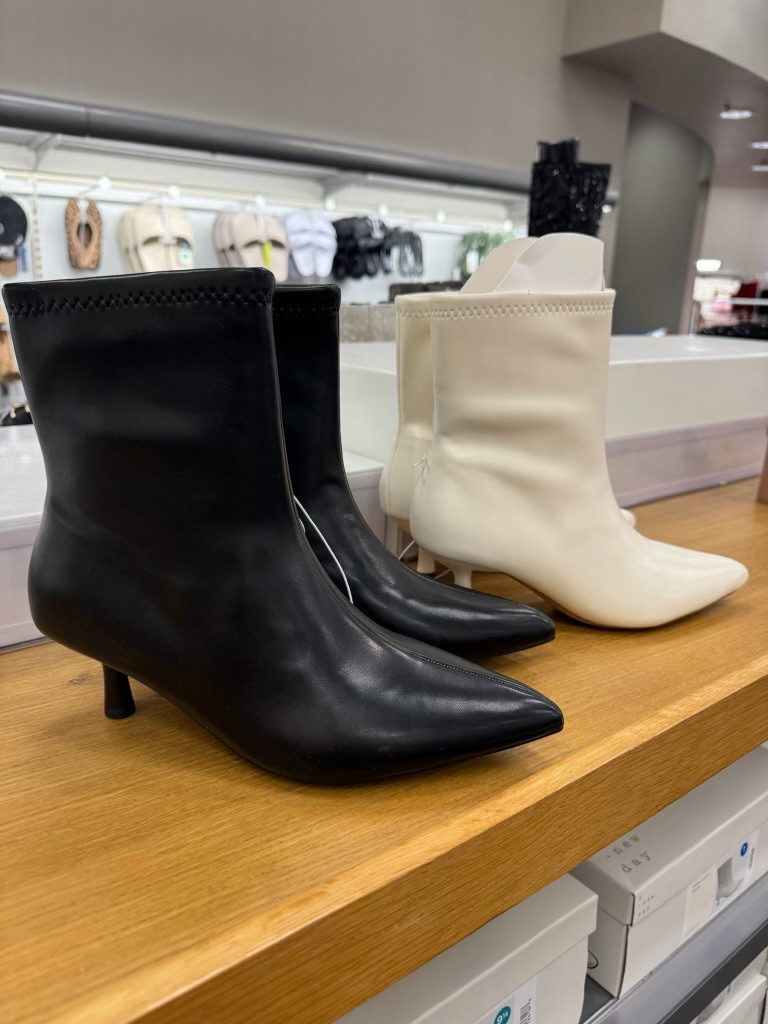 Would be the CUTEST shoes for holiday party or NYE!🥳✨🪩

target, target shoes, target holiday, new years eve shoes, new years eve, sparkly boots, heeled booties, sparkly shoes, mules, Lauren Mulloy 

 #LTKHoliday #LTKSeasonal #LTKShoeCrush