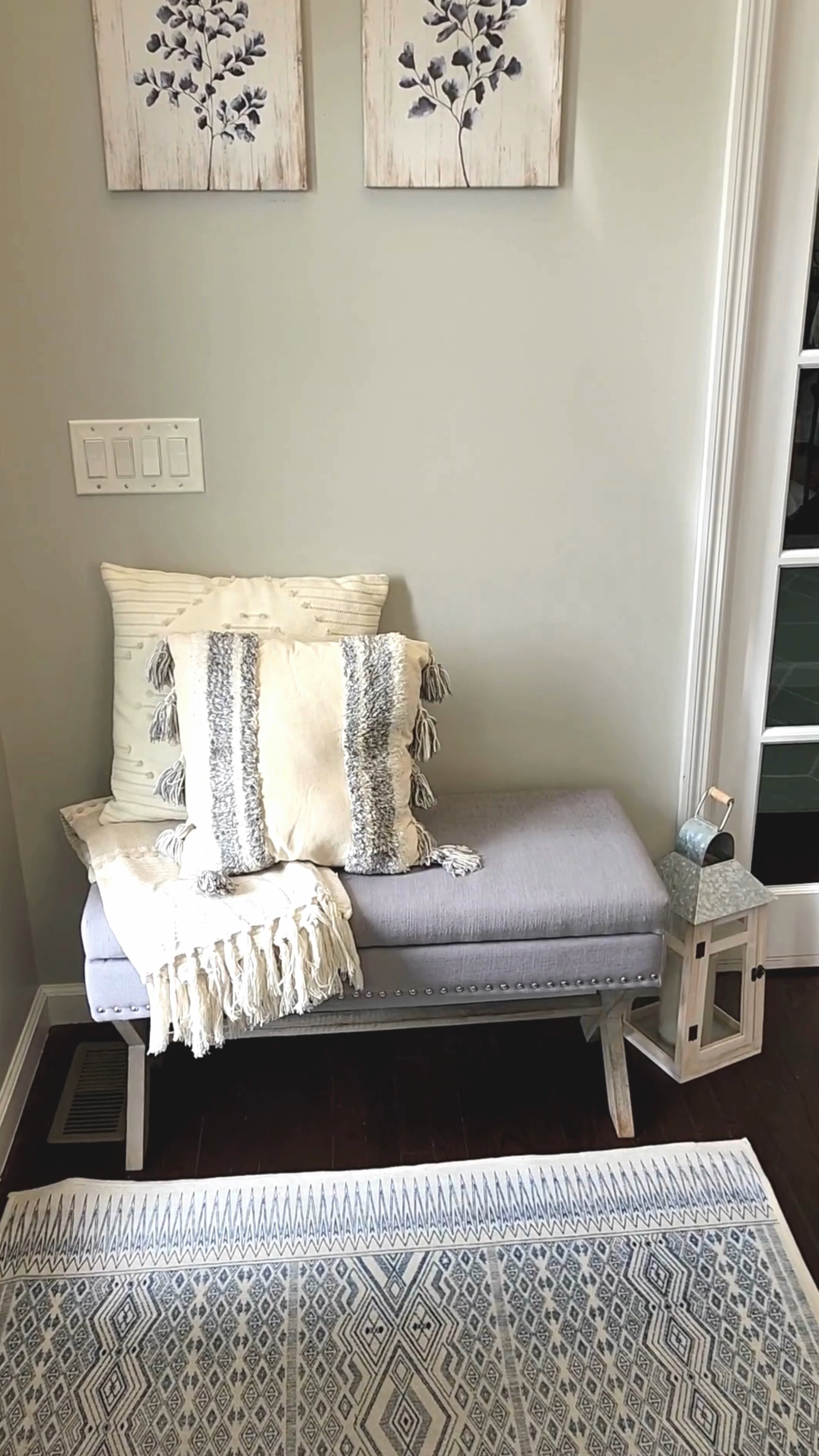 Home Entryway Inspo ♡

#LTKHome #LTKSeasonal #LTKSaleAlert