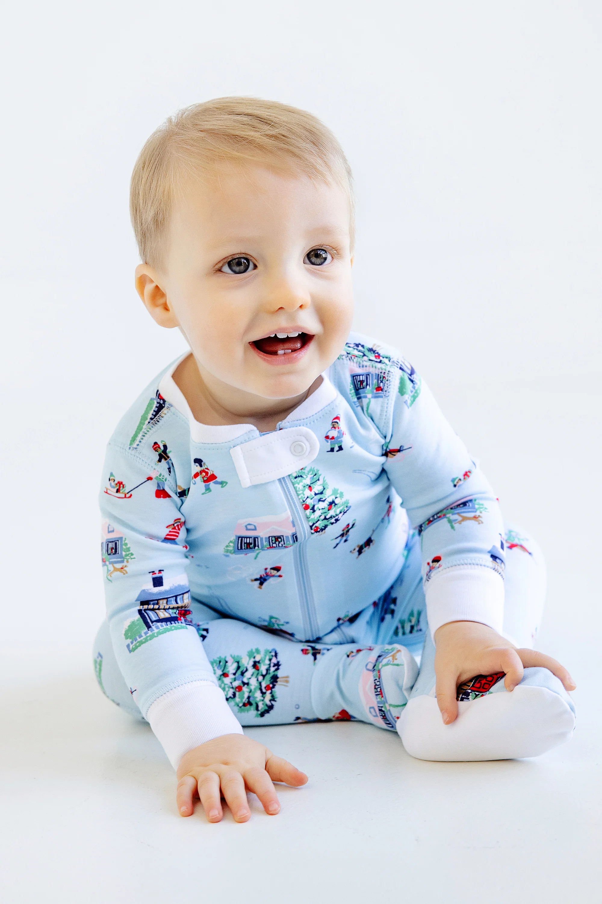 Knox's Night Night (Unisex) - Catalpa Christmas with Worth Avenue White | The Beaufort Bonnet Company