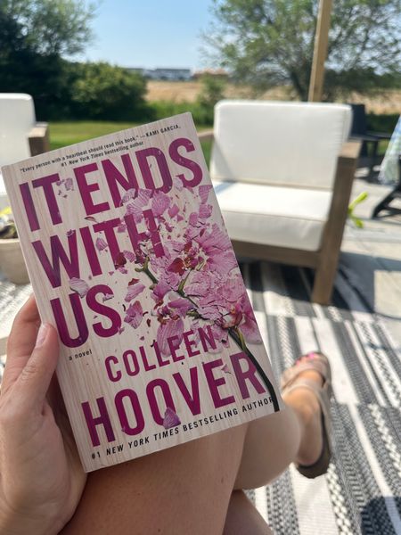 Book #17 down…
Apparently I’m a reader nowadays… Here’s a Colleen Hoover Roundup if you are looking for summer reads! 
#colleenhoover #itendswithus #bookclub # #summerreading 

#LTKSeasonal #LTKFamily