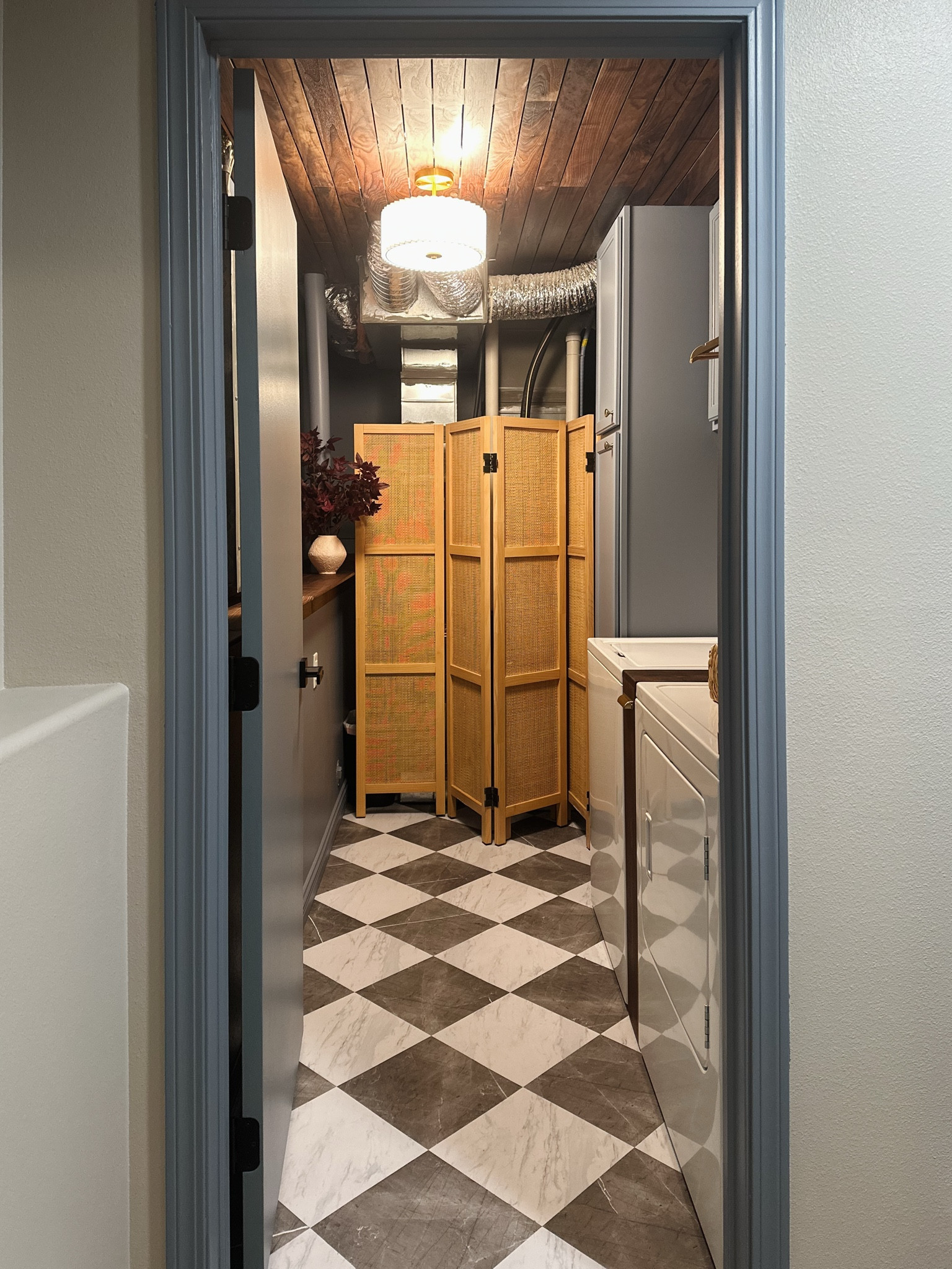 Laundry room renovation reveal! 

#LTKHome #LTKStyleTip