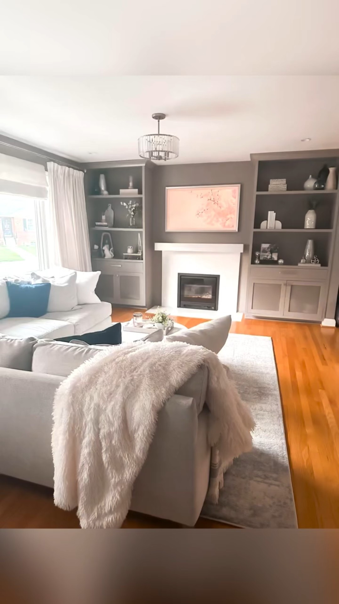 Living room recap 🥰
Were you here for what felt like the never ending project? 

Just your reminder creating your dream home takes time especially if you don’t DIY full time. But there is so much joy and pride that comes from putting in the work. 

Trust me it’s worth the wait. You don’t need to demo to see big changes. I’ll say it forever PAINT changes everything. Don’t be afraid to get messy and create a space you LOVE 💕 

Pretty proud of us babe 😘 @funnyguyry5 + biggie coming in clutch as a supervisor 😻

 🔗 on the blog or LTK 
#livingroommakeover #diyhomeprojects #loweshomeimprovement #lowespartner #sherwinwilliams #livingroomdesign