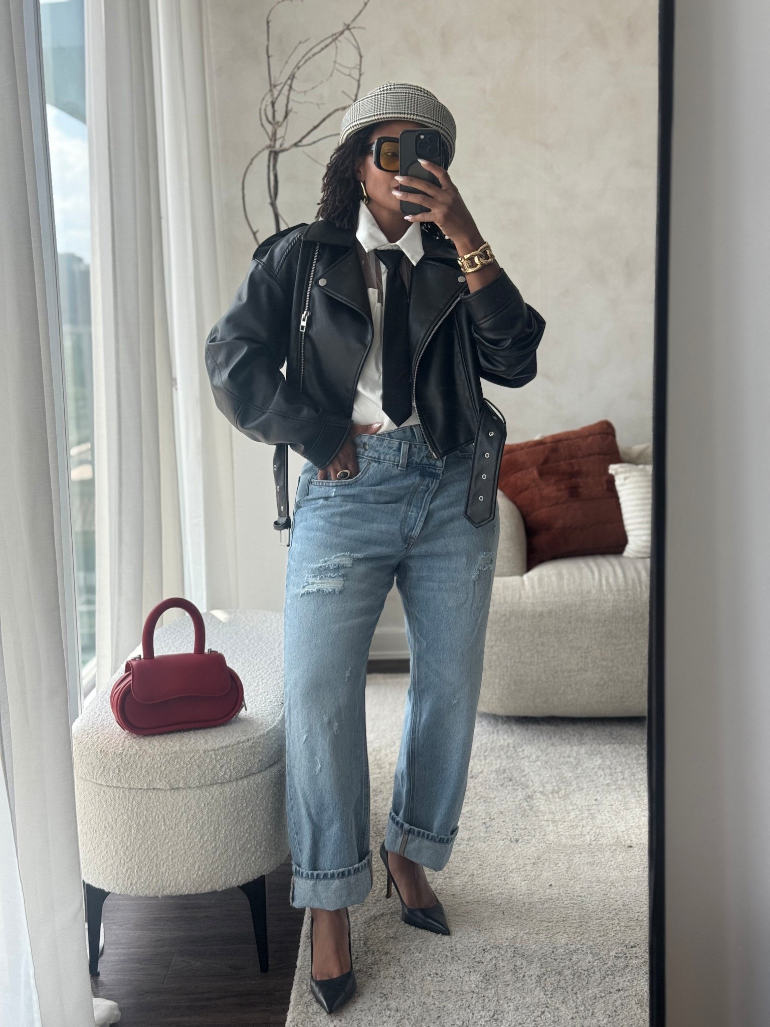 Day 6 of Fall outfits. And today I am rocking the tie trend which we know is nothing new! I was rocking ties in the 99s and 2000s 😂. But I love how it’s been elevated for a chic street style look.  Not only was this tie the main inspo for this look but had to pair  it with the @bykahlana Dylan Jeans which I absolutely love. (Do true to size or down 1, I’m a 5’2 girly so I cuffed my jeans !  

Unlinkable mentions 
Hat : @borntoroam

#LTKFindsUnder100 #LTKStyleTip #LTKSeasonal