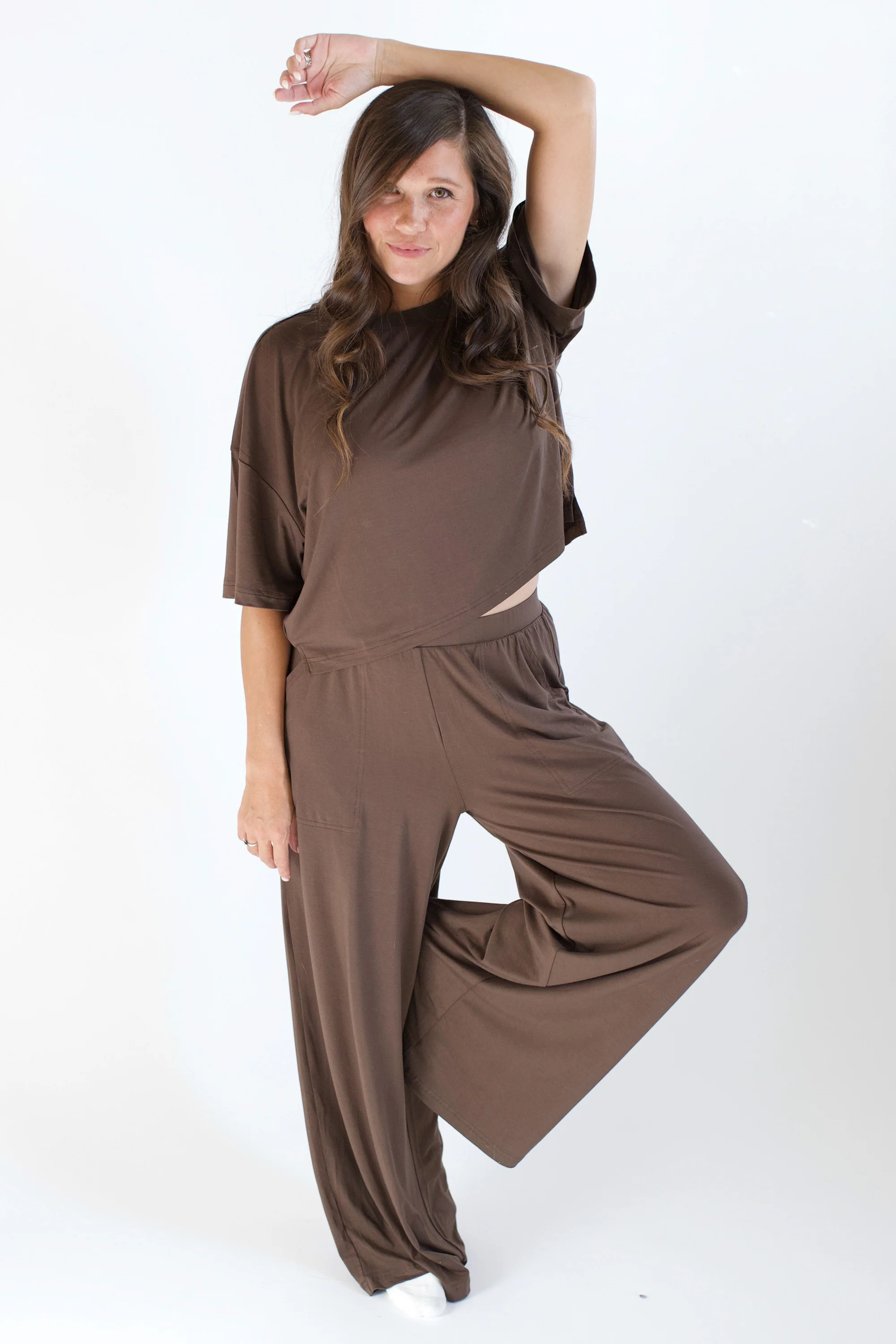 Bamboo Women’s Wide Leg Pant Set in Espresso | Kyte Living