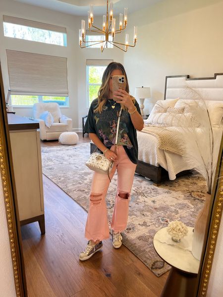 I’m wearing a small tee, 4 jeans and 6 sneakers

#ChristianBlairVordy #AmazonFinds #AmazonFashion #SpringStyle #AffordableJeans #AffordableFashion

#LTKSeasonal #LTKfindsunder100 #LTKstyletip