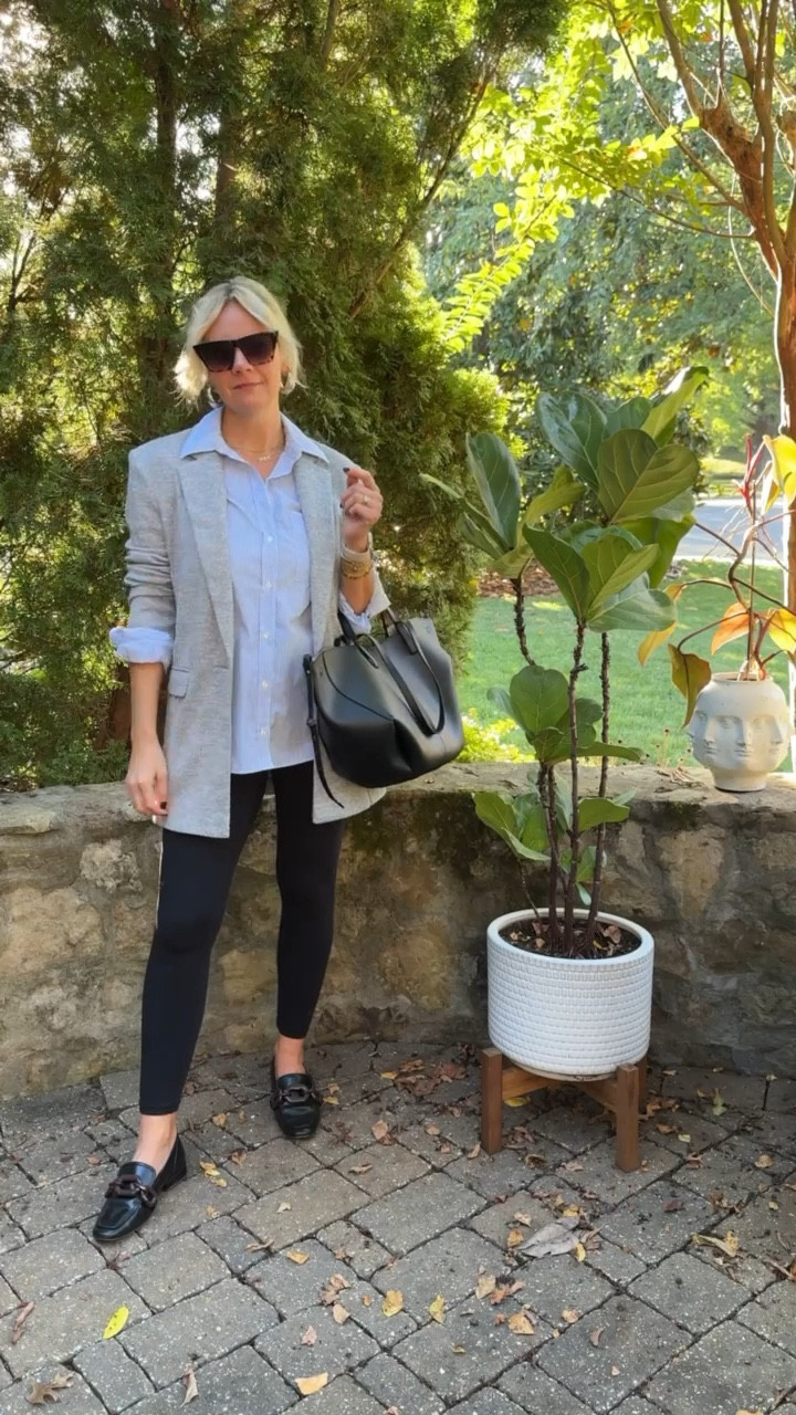 Fall Outfit
…
How to style a blazer with leggings 🔥 

#LTKWorkwear #LTKVideo #LTKStyleTip