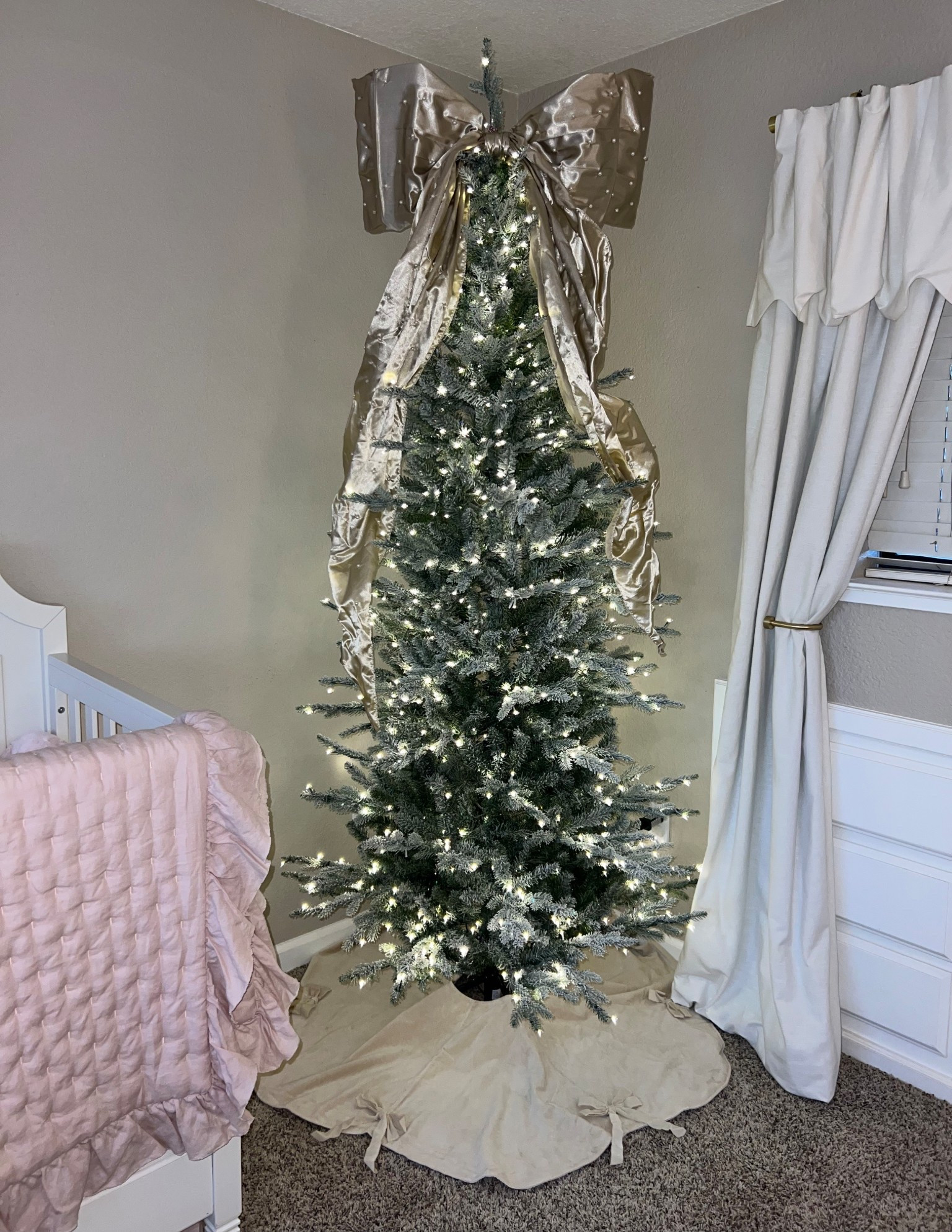 Viral Christmas tree 🎀🌲

#LTKHoliday #LTKHome #LTKBaby