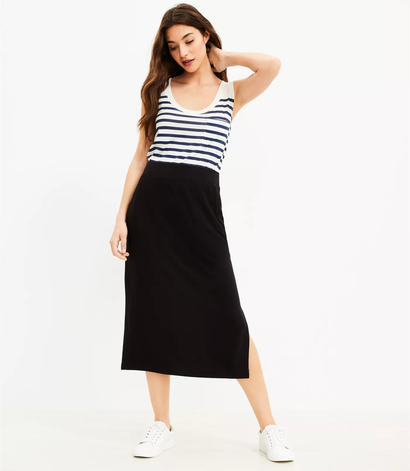 Lou & Grey Signaturesoft Lite Pocket Midi Skirt | LOFT