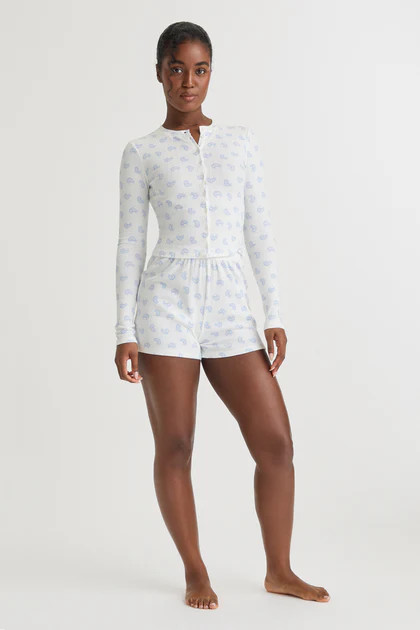 SOFT LOUNGE PYJAMA SHORTS - CROISSANT PRINT | TALA (UK)
