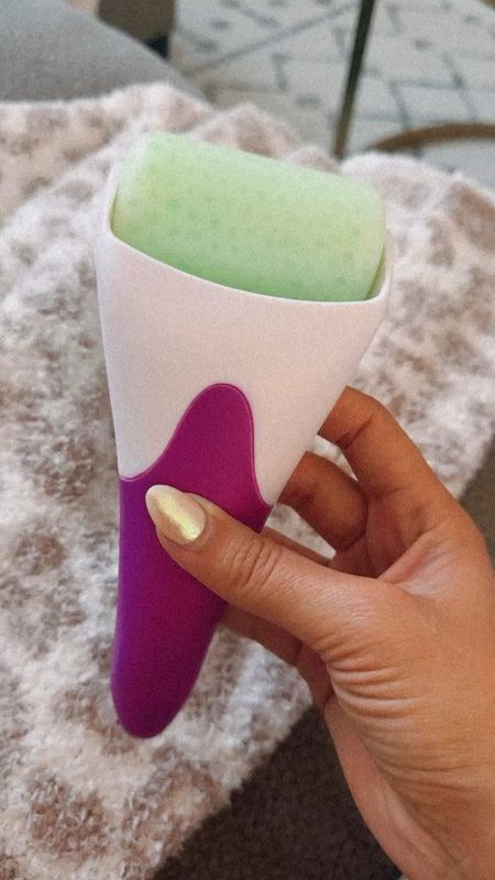 I’ve used this ice roller for years and love it! It comes with a stainless steel attachment as well! 

Beauty // morning routine // ice roller :: bride 

#LTKbeauty #LTKtravel #LTKFind