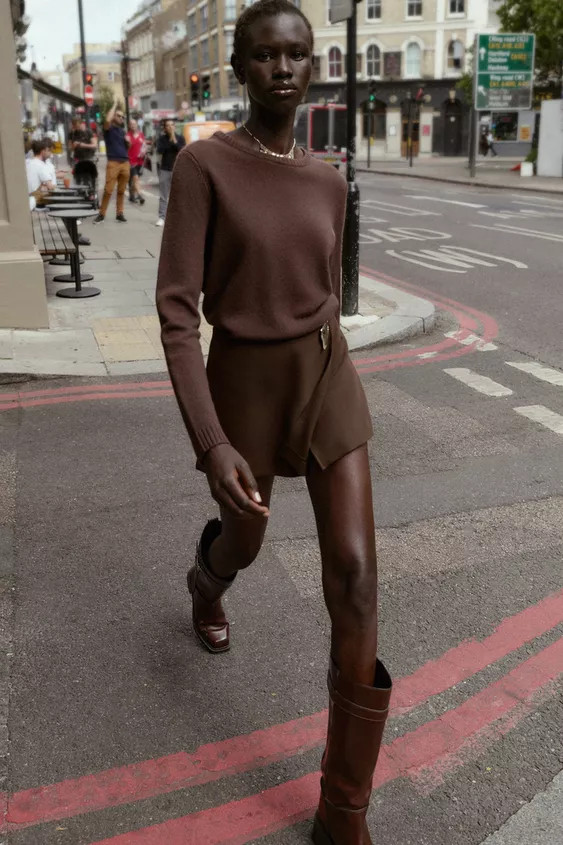 ASYMMETRIC SKORT WITH APPLIQUE | Zara UK