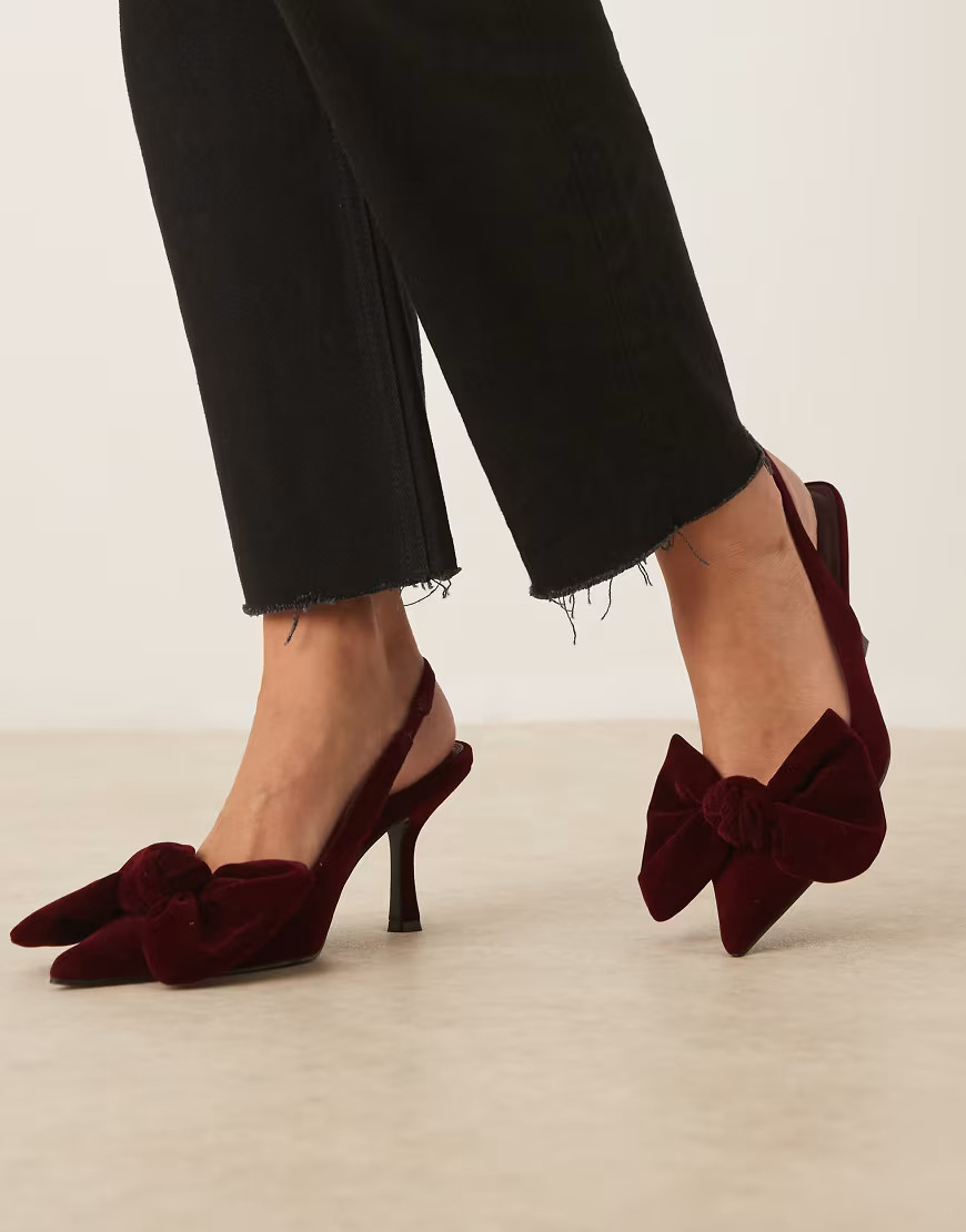 ASOS DESIGN Saffron bow detail mid heeled shoes in burgundy velvet-Red | ASOS (Global)