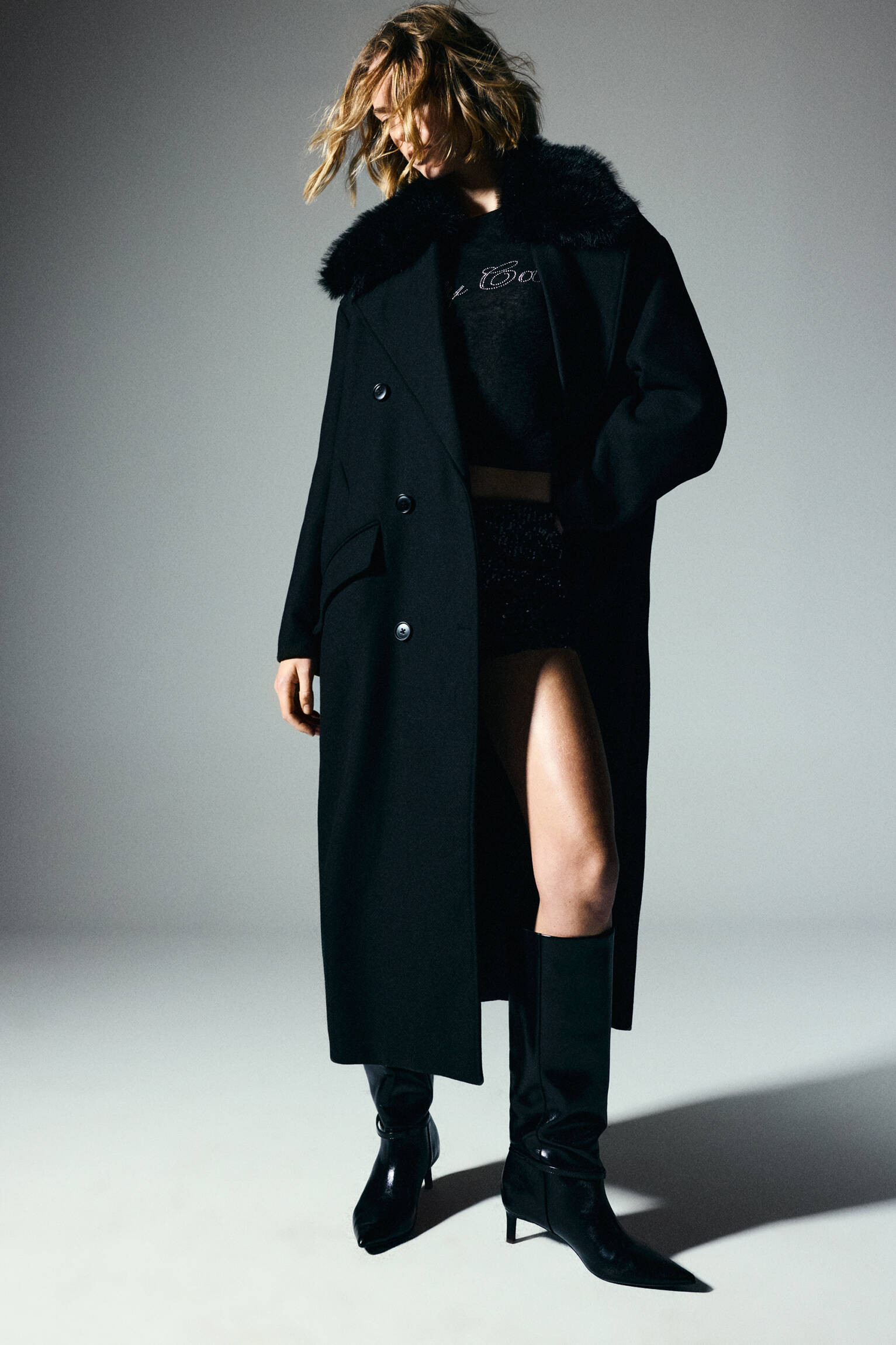 Manteau en drap de laine avec col en fausse fourrure - pull&bear | PULL and BEAR FR