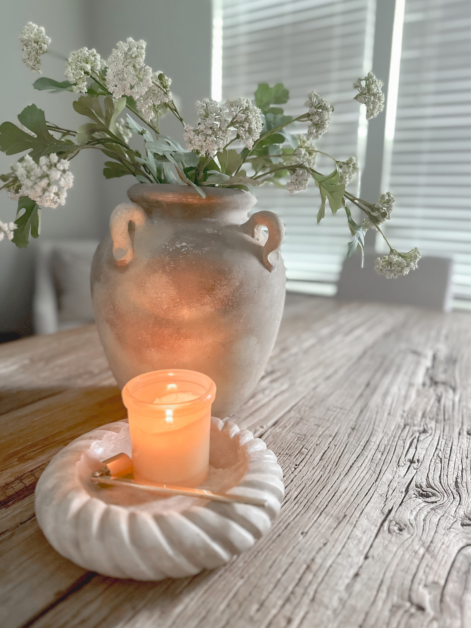 New year, new slate 

Stunning target finds and a portandpenny.com vase 

#LTKStyleTip #LTKSeasonal #LTKHome