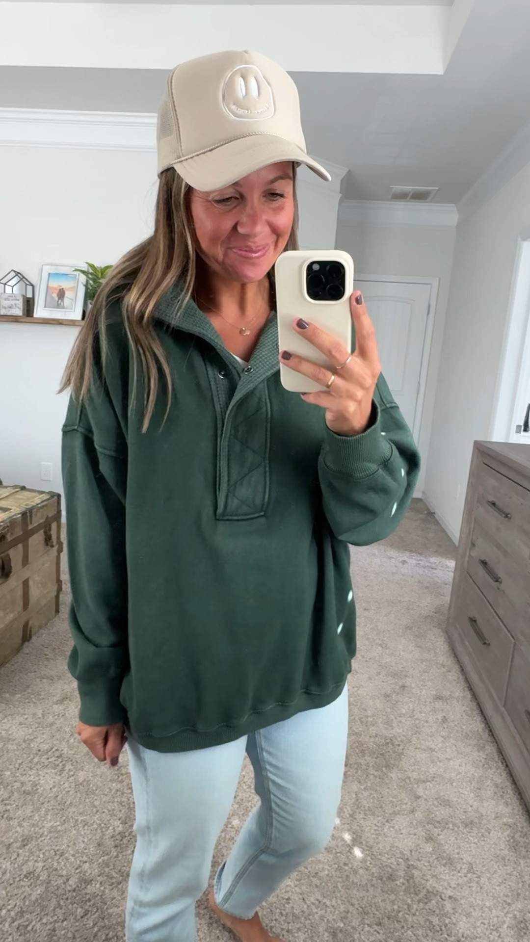 Aerie pullover and American Eagle Jeans 

Pullover- size SMALL
Jeans- size 6 short

#LTKFindsUnder100 #LTKGiftGuide #LTKStyleTip