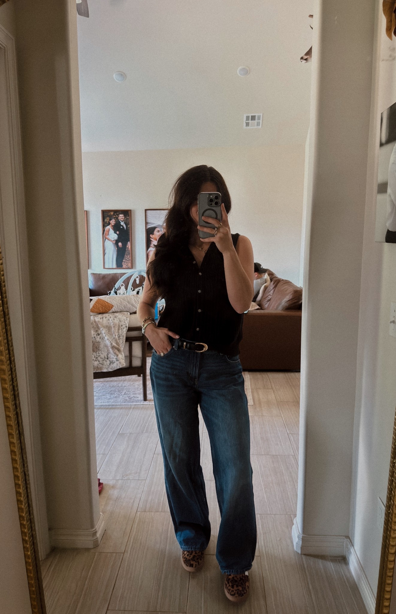 Pumpkin patch date! 🎃
•
•
Top is thrifted, but linked a similar option! 

#LTKFindsUnder50 #LTKHalloween #LTKFindsUnder100