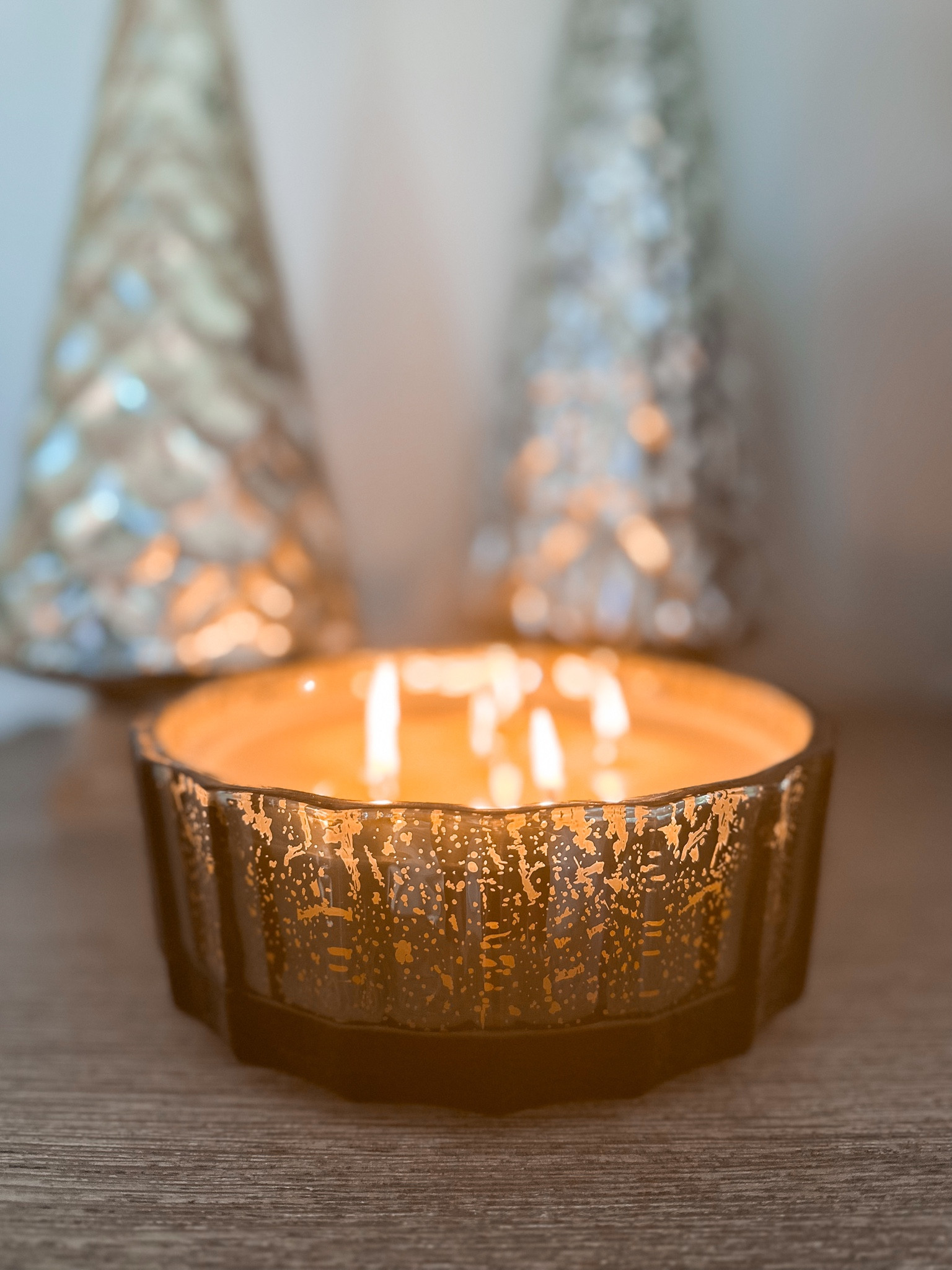 This amazing smelling candle! Makes my entire upstairs smell so cozy and welcoming!

#LTKHoliday #LTKhome #LTKSeasonal