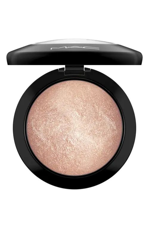 MAC Cosmetics MAC Mineralize Skinfinish Powder Highlighter in Soft & Gentle at Nordstrom | Nordstrom