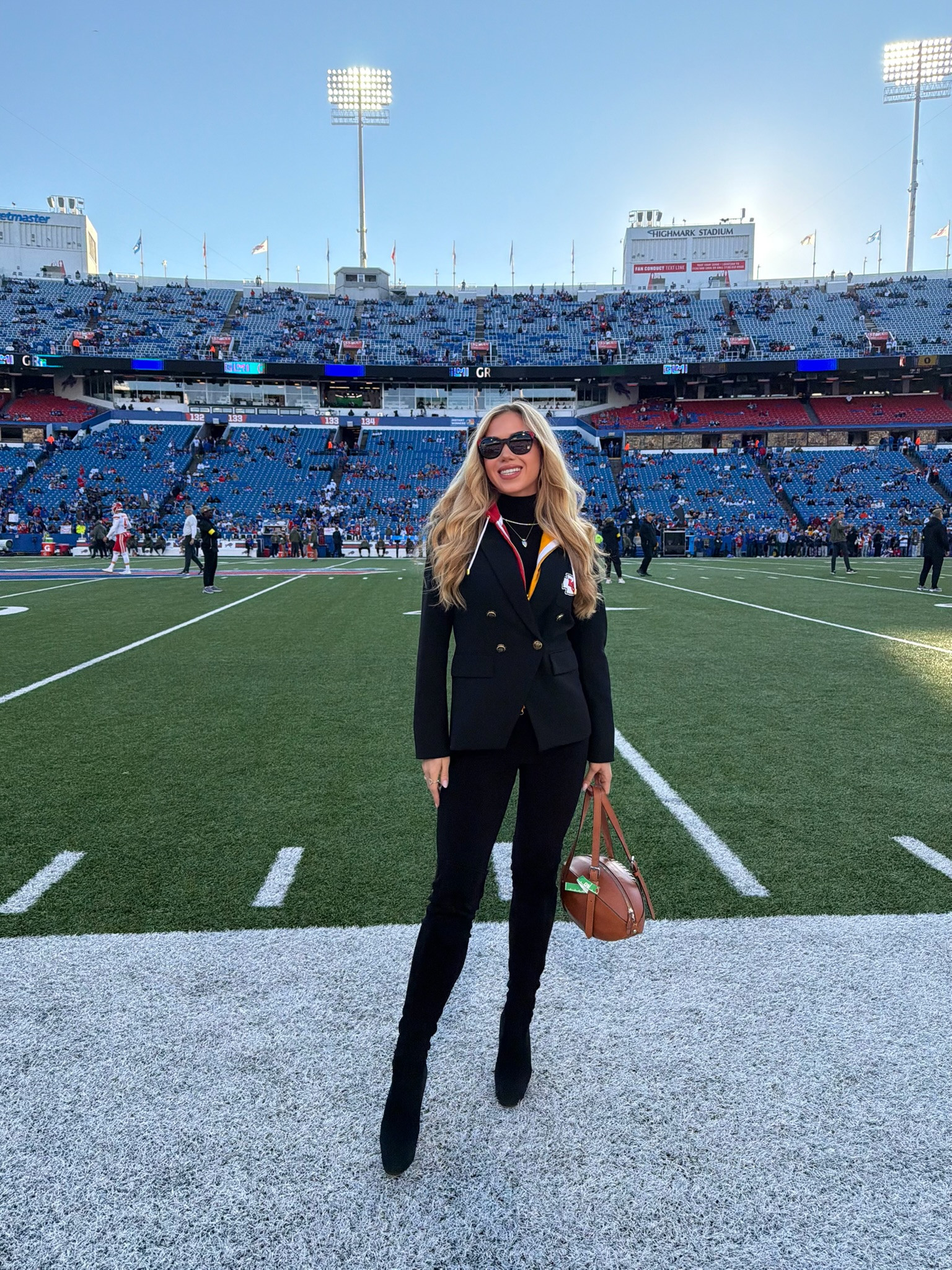 High stakes at Highmark Stadium‼️
Our mission: victory—with gratitude for every hero who’s ever fought for ours.🫡🇺🇸
#Chiefs #ChiefsKingdom #ChiefsvsBills #MilitaryAppreciation 

 