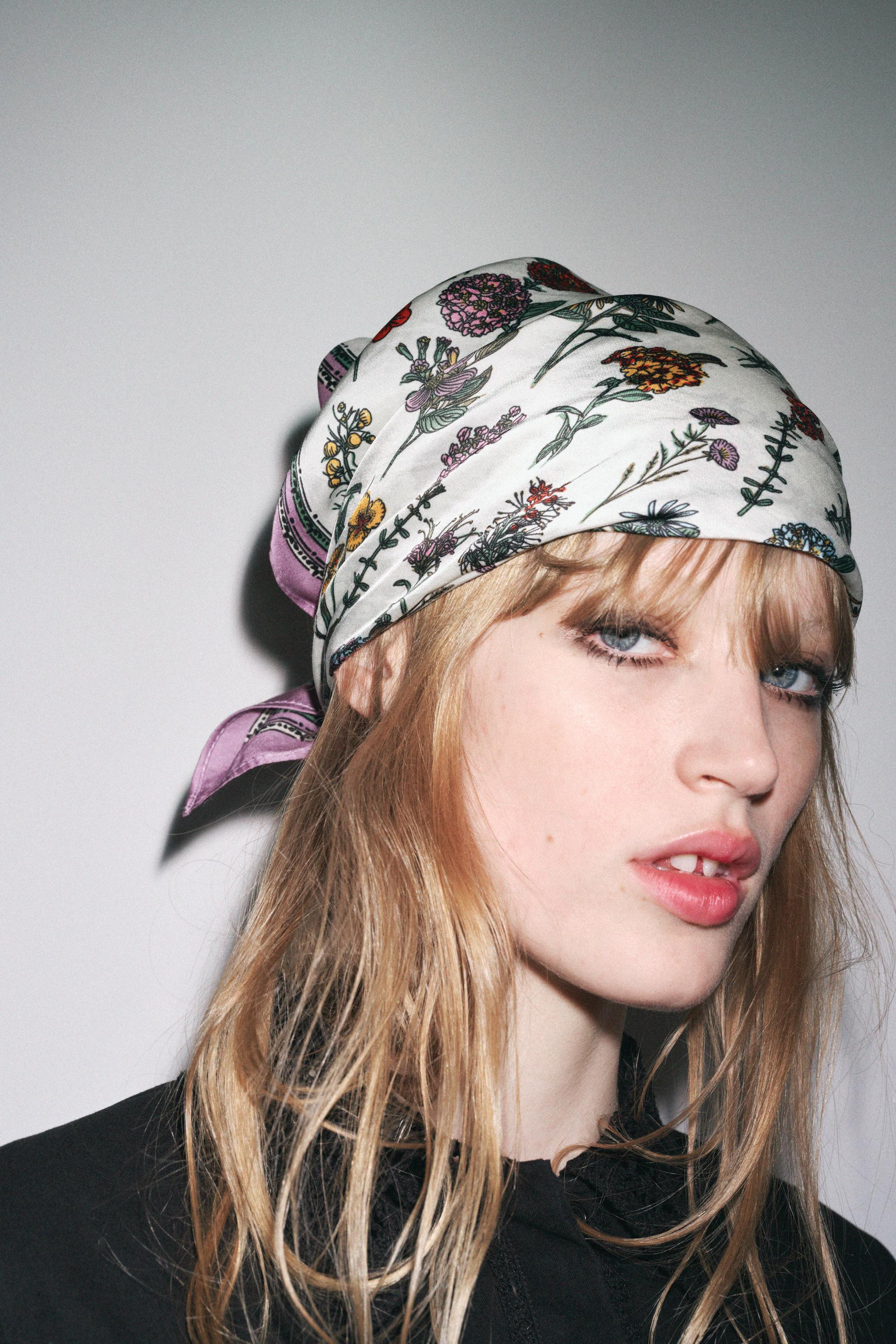 FLORAL PRINT SCARF | Zara US