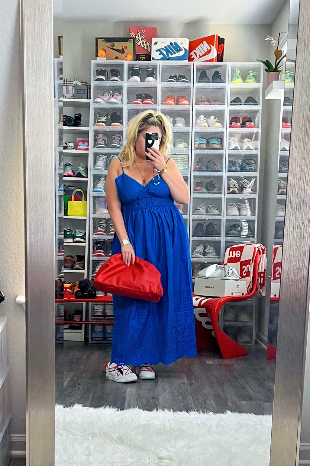 sending out extra good energy today 💙 I hope everyone has a wonderful day and wonderful weekend ahead 
btw what are your kotd?





#lot13 #ootdfashion #outfitstyle #streetfashionstyle #whatsurgirlwearing

#LTKitbag #LTKcurves #LTKshoecrush