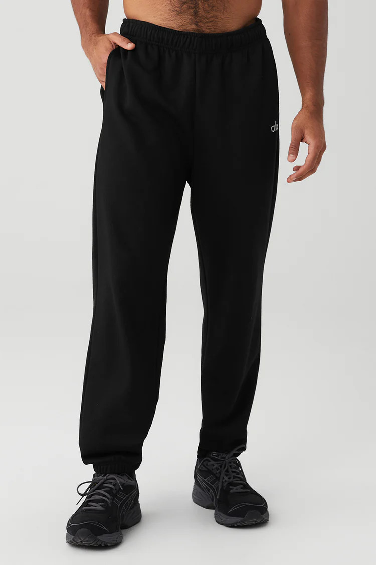 Accolade Sweatpant - Black | Alo Yoga (US)