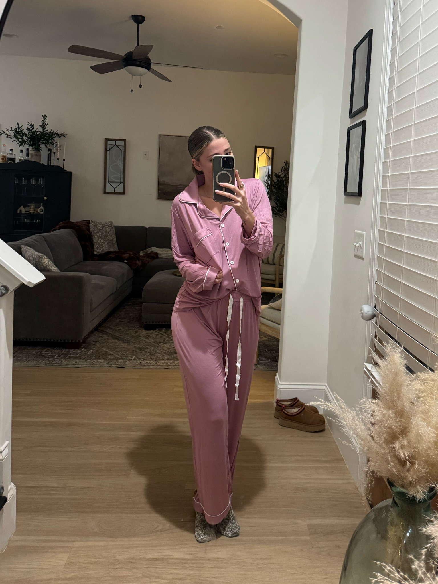 An Amazon win & I’m a big pajama girl. 
I ordered a medium because i like to be COMFY 
I’m 5’4ishhhh almost 5’5! 

#LTKBeauty #LTKFindsUnder50 #LTKU