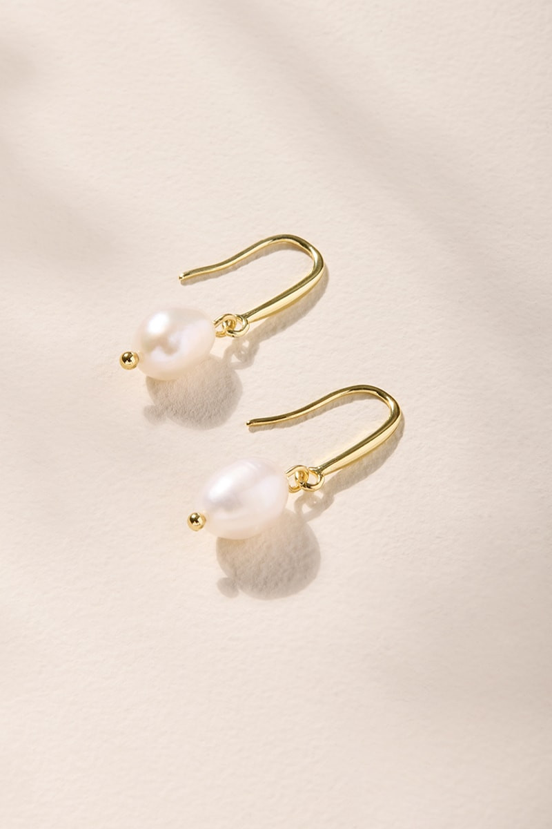 Grace Pearl Drop Earrings | Francesca's