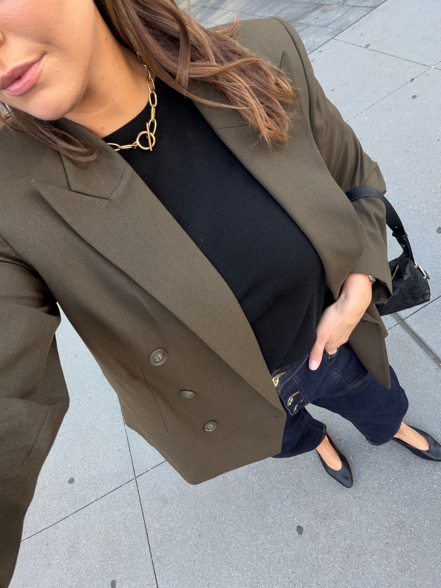 Olive green + black is such a good fall combo 🤎 The oversized blazer, dark denim and simple flats make this feel chic, classic and easy to wear.

olive blazer outfit, fall outfit idea, dark denim outfit, casual chic style, black flats outfit, fall fashion, size 14 style, size large outfit, everyday fall look

#LTKootd #LTKSeasonal #LTKMidsize