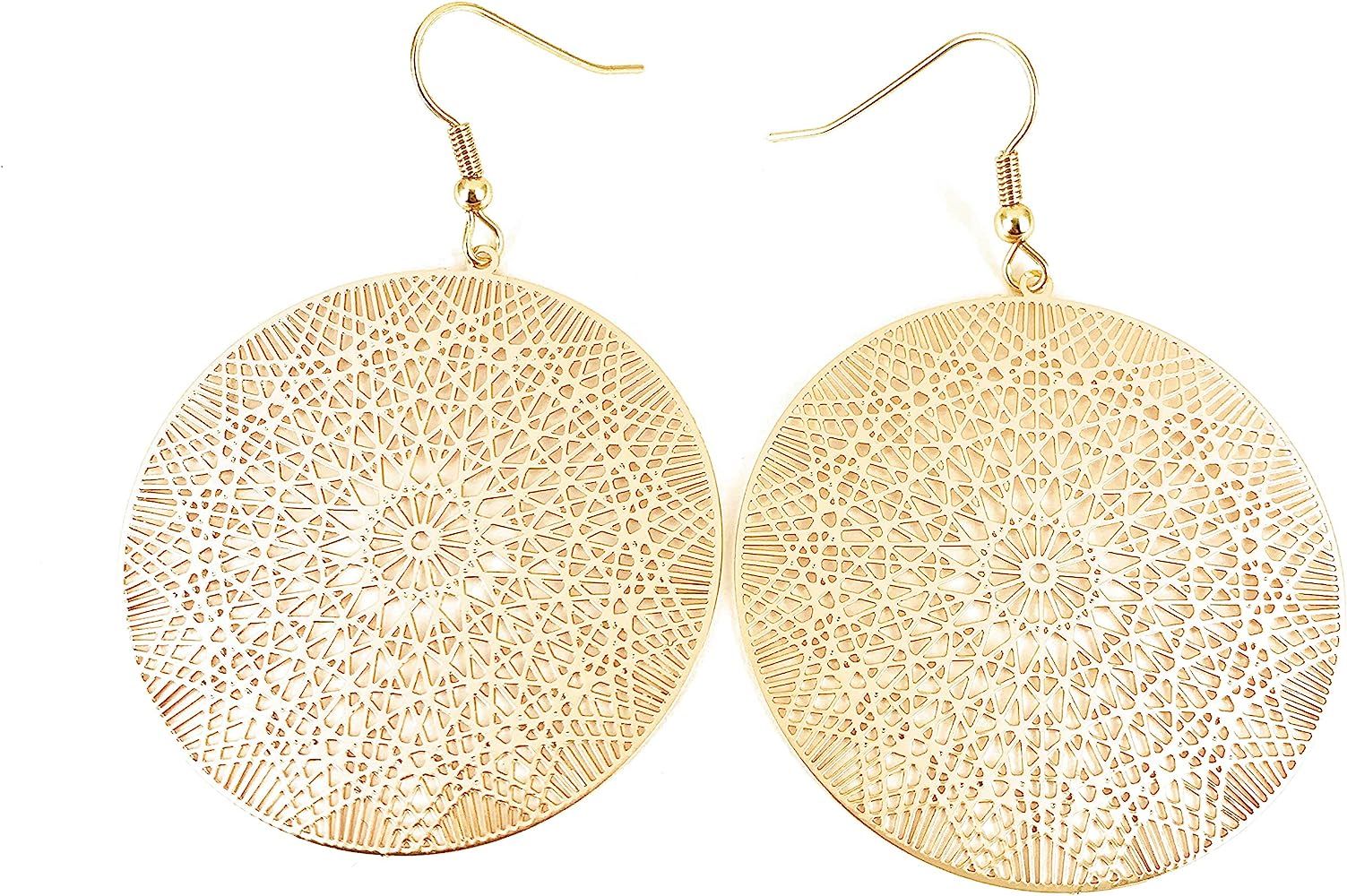 Gold filigree round disc earrings medallion 1 5/8 inches wide very lightweight circle cut out lace p | Amazon (US)