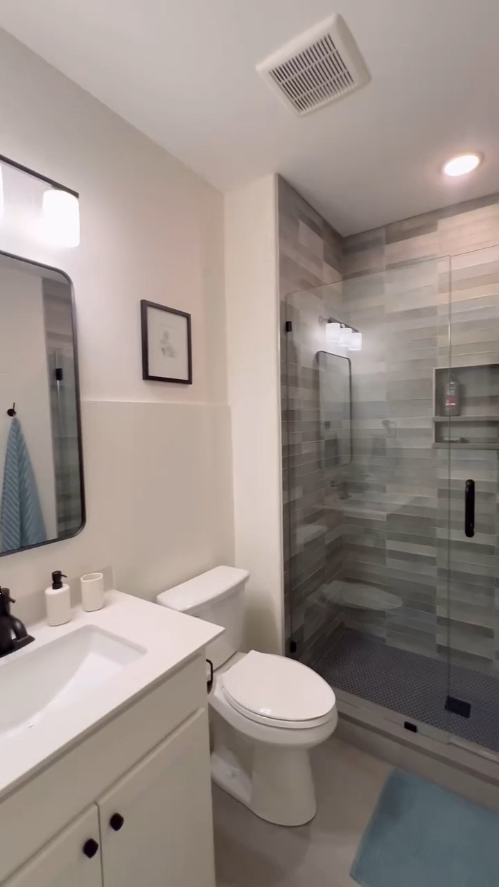 I styled my son’s bathroom with moody blue tones, using these bath sheets and a bath mat from @target, some existing decor, and a very special Kobe Bryant art piece from Etsy! 🖼️

These finds brought the space together with the perfect blend of function and personality.  My son is one happy boy!! 👦🏽
.
#bathroominspiration #bathroomstyling #kobebryantart #bathroomgoals #showertile #targetfinds #moodybathroom  #etsyfindsoninstagram #bathroondecor