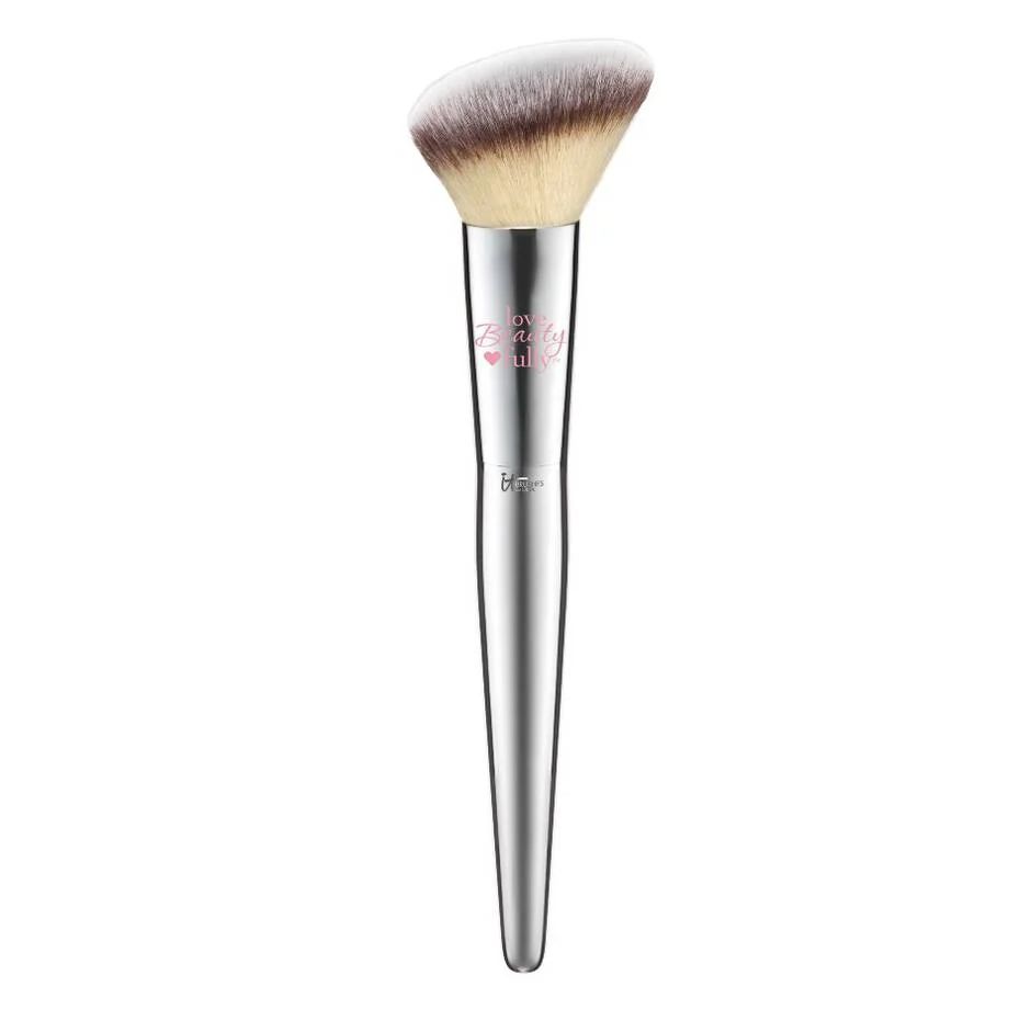 Love Beauty Fully Flawless Blush Brush #227 - IT Cosmetics | IT Cosmetics (US)